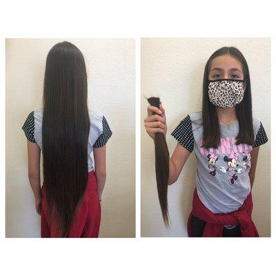 Another 15" donated to wigs4kids! Free cuts happen here! Let's keep the trend going :) IG: @kalonsalonstudio