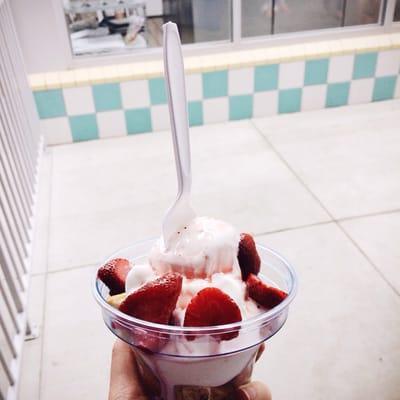 Strawberry shortcake concrete