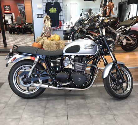 A nice, pre-owned 2014 Triumph Bonneville. Listed for $4495.00.