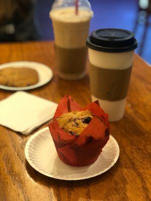 Cranberry muffin and caramel latte