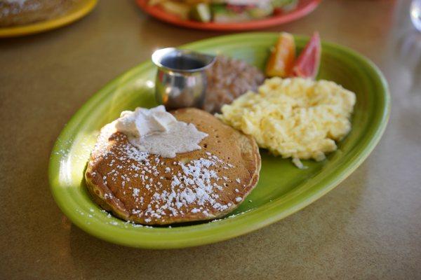 Slammin' (3.5/5): $13.50 - pancakes, eggs, sausage or bacon. You can also pay extra for french toast but I actually prefer the pancakes