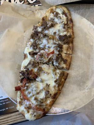 Cheesesteak flatbread