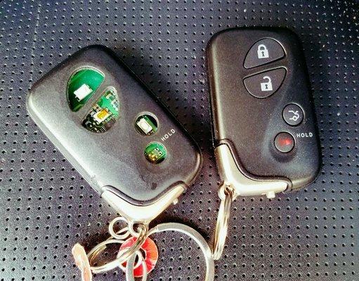 A customer with a broken Lexus Smart Key was stranded in a gas station. 25 minutes later they were back on the road with a brand new key!