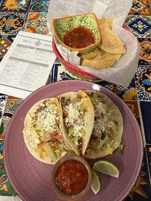 Tex-Mex flour taco's! flour tortillas w/beef Barbacoa w/lettuce, pico de gallo n/cheese, w/fresh homemade salsa,chips w/salsa!