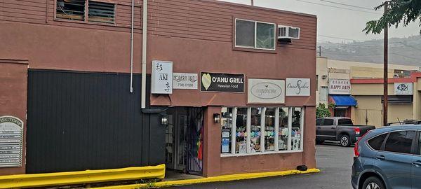 Building Front (08/24/24). @OahuGrill #Kaimuki #Oahu #Hawaii #HawaiianFood