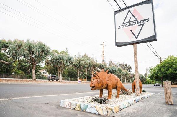 Dinosaurs in Los Altos??