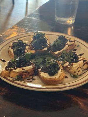 Blueberry Basil Bruschetta