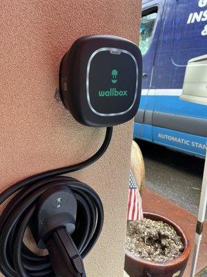 We install electric vehicle charging stations! We offer wallbox and Tesla!