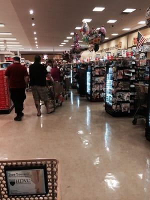 Always long lines at the Safeway on Gordon!  Guaranteed to cost you 20 minutes EVERY TIME!!!