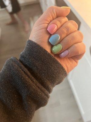 5 color nails for Easter