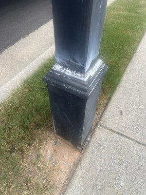 Messy welding to a post that holds a mailbox that cost roughly $700! The cheap way out