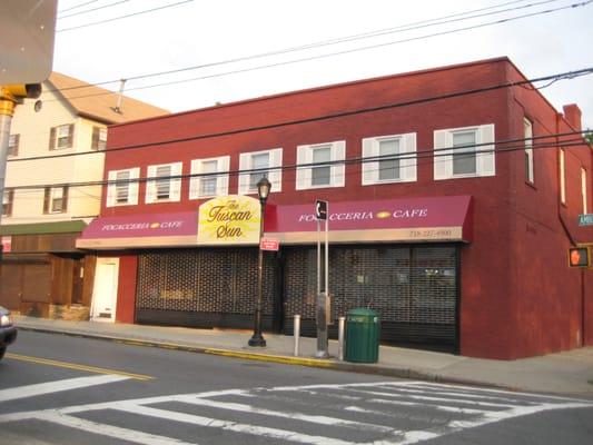 MIXUSE CORNER PROPERTY 50X97 
7528 Amboy Rd #4 7524-7528 Amboy rd, Tottenville, Corner mix use properties,