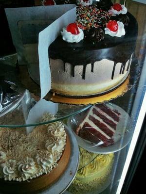 Yummy (and rather massive) cakes and slices of cake at Harbor Inn.