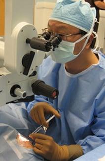 Dr. Frederick Ho performing cataract surgery