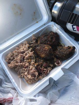 The jerk chicken with peas n rice