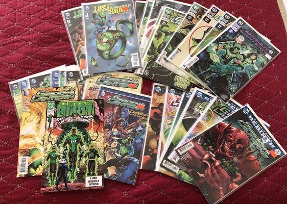 A bunch of inexpensive Green Lantern comics.