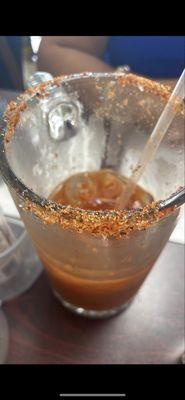 Michelada de negra modelo