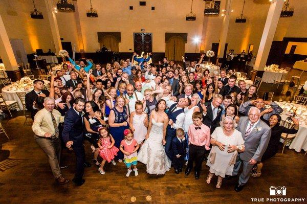 We absolutely love setting up these big group photos