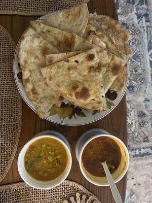 81. Garlic Naan, Lentil soup, vegetable curry