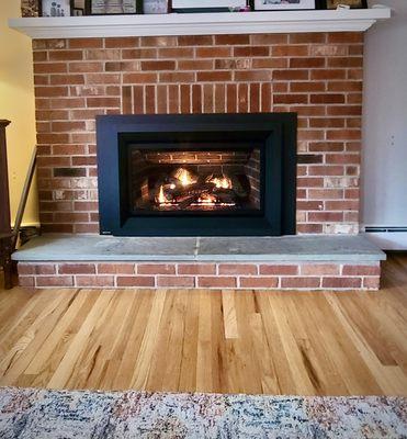 E33 Direct Vent Gas Insert with Soldier Course Interior Panels.  Regency Fireplace products installed by our certified technicians.