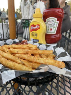 Basket of fries