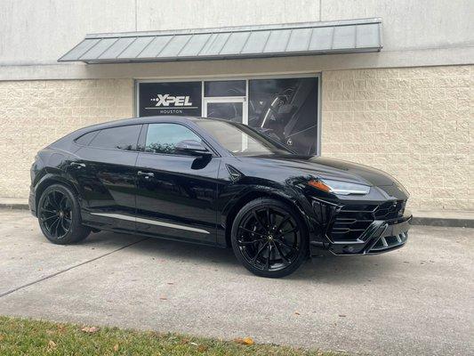 Lamborghini Urus with XPEL ULTIMATE PLUS paint protection film.