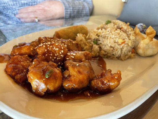 Sesame Chicken lunch special