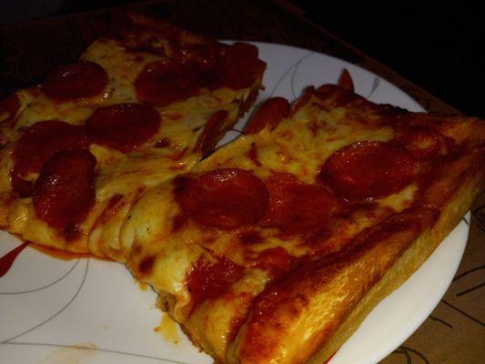 Sicilian pizza at its best