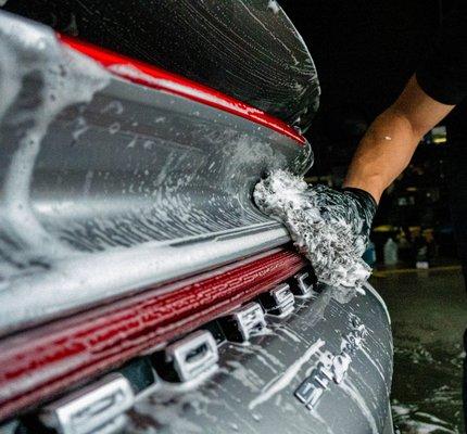 Porsche 911 Turbo S full exterior hand wash and touch-less dry