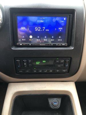 Sony head unit and USB