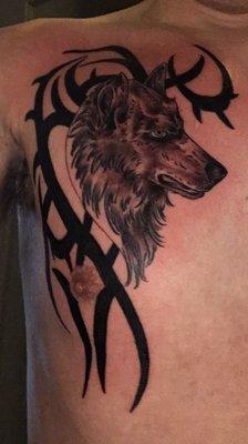 Tribal wolf by Derek