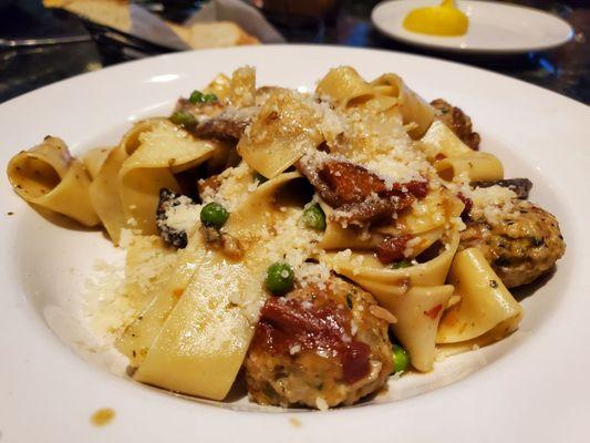 Pappardelle with chicken meatballs