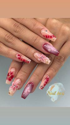 Fall burgundy nails by Mai