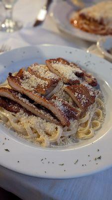 Chicken Alfredo w/crispy chicken