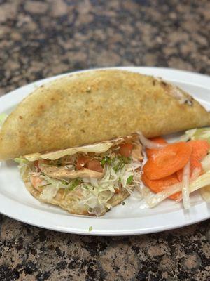 Quesadilla and taco gobernador