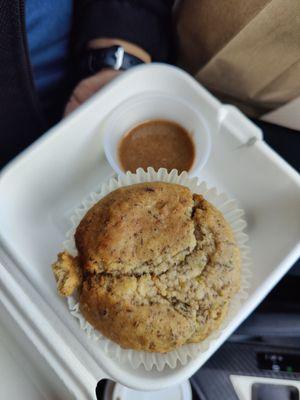 Apple muffin with cinnamon icing