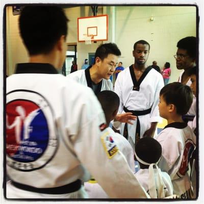 Master Yi giving a motivation speech to his Demonstration Team.