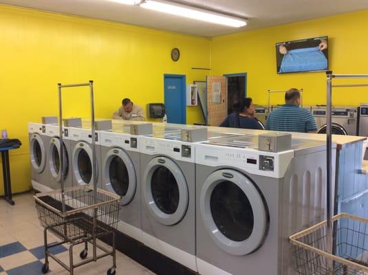 Anaheim Coin-op Laundromat