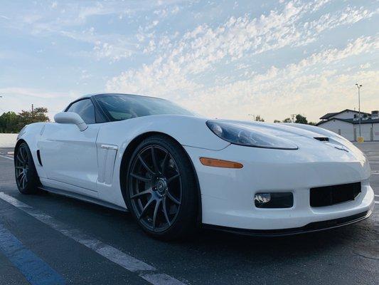 Car, wheel, clouds