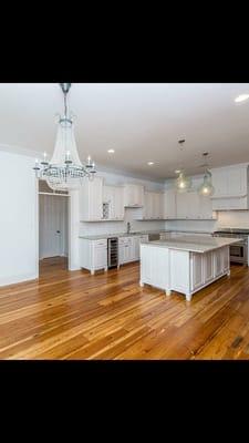 Custom kitchen located in highly desirable 100 year old Steele Place neighborhood.