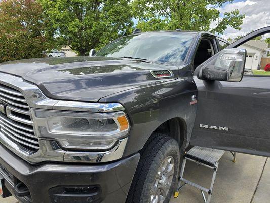 Dodge Ram 1500 new windshield replacement