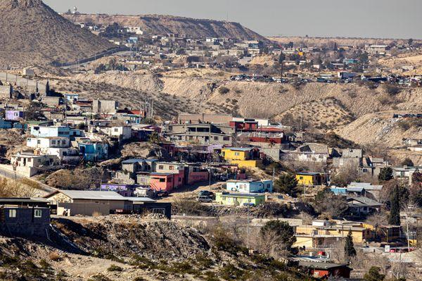 Looking into Ciudad Juárez Mexico from El Paso, TX