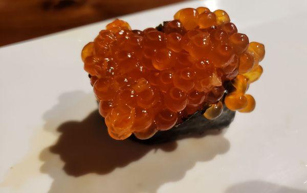 AYCE nigiri sushi: salmon roe