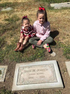 Memory Gardens Cemetery