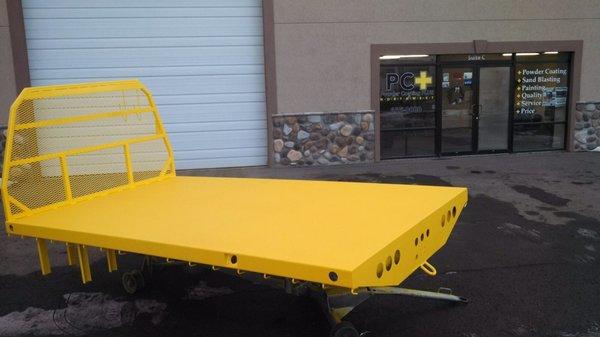 Truck bed in lemon yellow