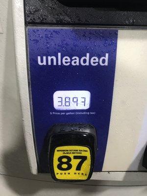 No price change in the last two weeks for credit unleaded, while Walnut Creek gas stations go all over the place.