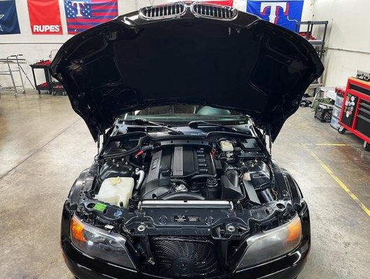 Engine bay cleaning on a BMW Z3!