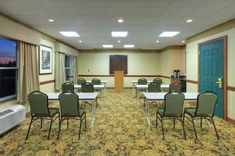 Country Inn & Suites By Radisson, Bentonville South-Rogers, AR