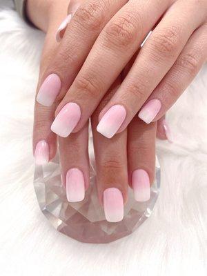 Ombre pink and white dipping powder