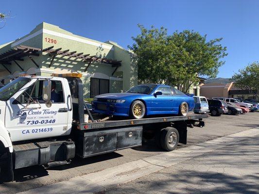 Casey towing my Nissan 180SX